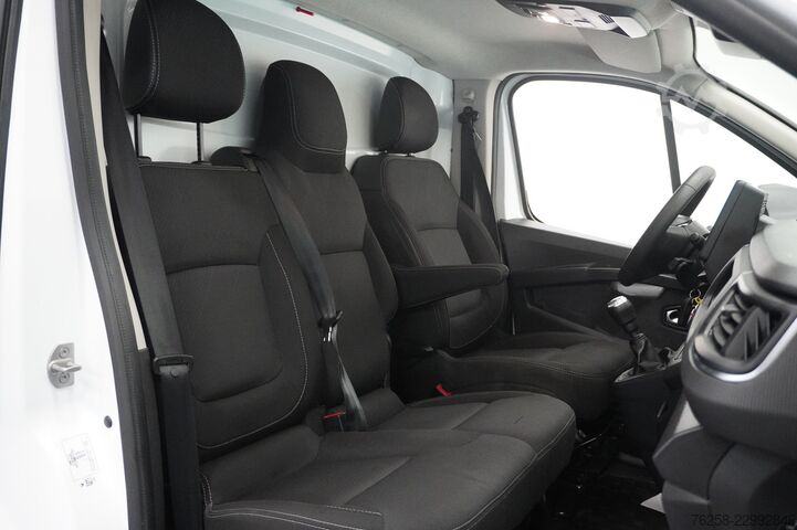 Renault Trafic 2.0 Blue dCi 130PK EURO 6 - Airco - Navi - Cruise - €16.900,- Excl. Renault Trafic 2.0 Blue dCi 130PK EURO 6 - Airco - Navi...