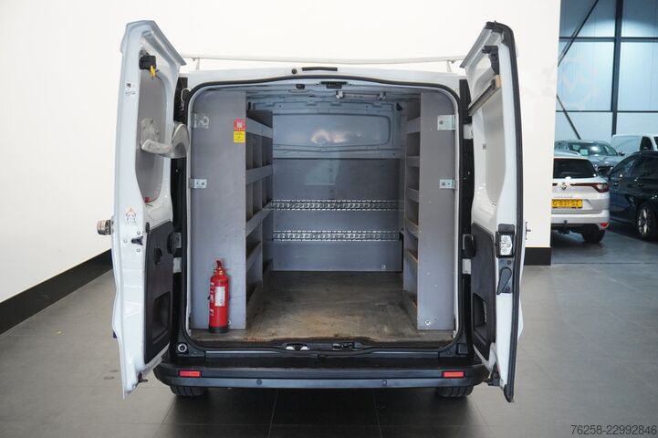 Renault Trafic 2.0 Blue dCi 130PK EURO 6 - Airco - Navi - Cruise - €16.900,- Excl. Renault Trafic 2.0 Blue dCi 130PK EURO 6 - Airco - Navi...