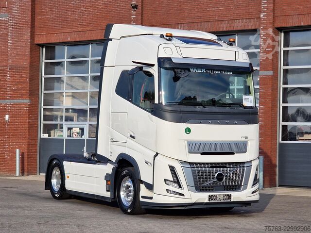 Volvo FH 16.700 Globetrotter 4x2 - NEW - Retarder - I-ParkCool - Alloy wheels - Mirror cameras - Volvo FH 16.700 Globetrotter 4x2 - NEW - Retarder - I...