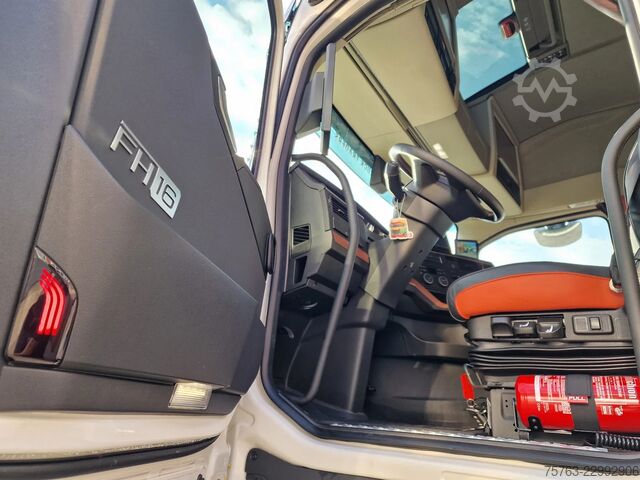 Volvo FH 16.700 Globetrotter 4x2 - NEW - Retarder - I-ParkCool - Alloy wheels - Mirror cameras - Volvo FH 16.700 Globetrotter 4x2 - NEW - Retarder - I...