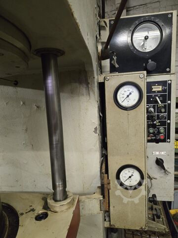 Hydraulic press WMW Zeulenroda PYE 100 S/1M