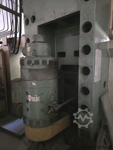 Vertical turret lathe TOS Hulín SKI 8 CNC
