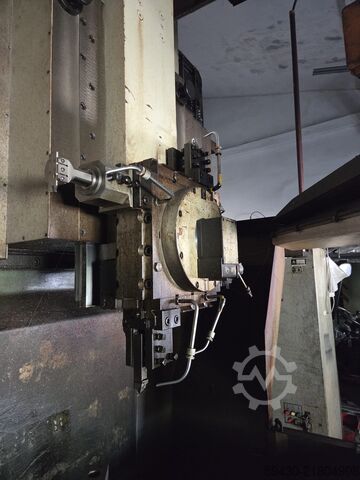 Vertical turret lathe TOS Hulín SKI 8 CNC