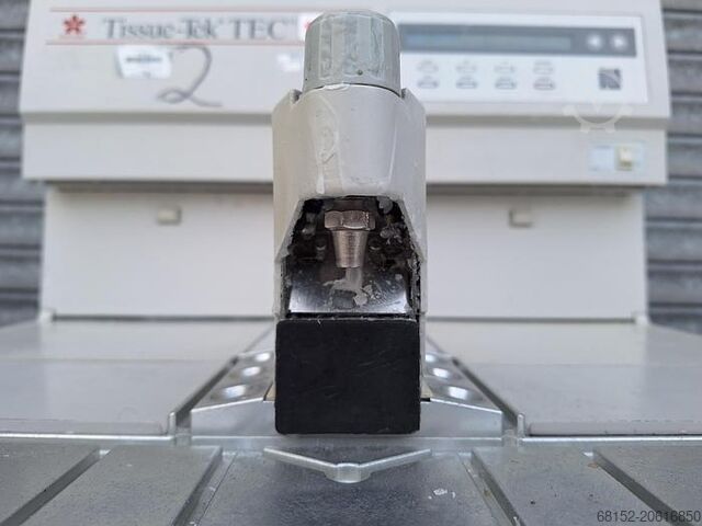 Sakura Tissue-Tek TEC 5 EME-2 Embedding Station Sakura Tissue-Tek TEC 5 EME-2