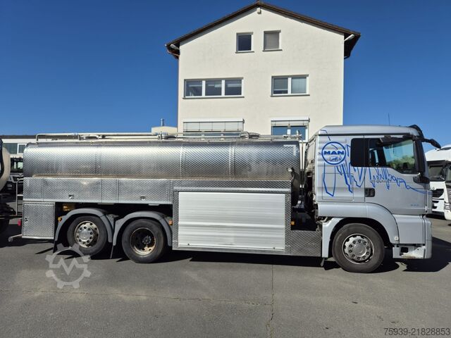 Tanker truck MAN TGS 26.440 (6x2)