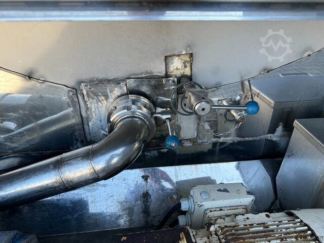Tank Feldbinder FOOD / 33.500L / 2-COMP / LIFTAXLE / PUMP / ALCOA