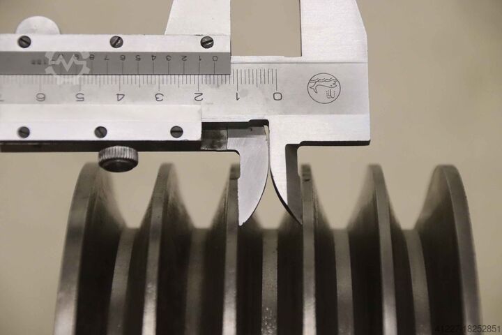 V-belt pulley 5-groove Guss SPB 200-5 (17 mm)