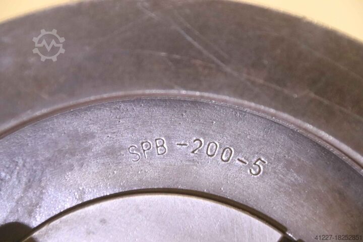 V-belt pulley 5-groove Guss SPB 200-5 (17 mm)