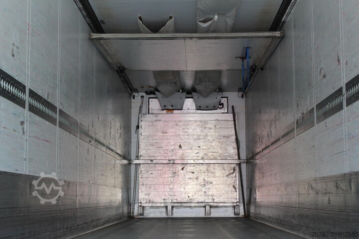 Semitrailer SCHMITZ CV 1950Mt. Bi-Multi-Temp. Strom 2,7h Liftachse