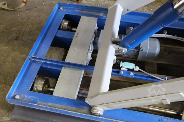 Scherenhubtisch 500 kg HARO mit elektrischer Fahreinheit