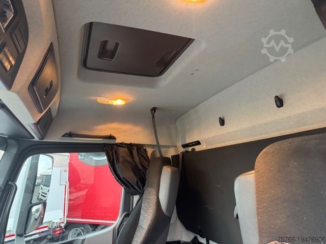 Beverage truck MERCEDES-BENZ ANTOS 2535 / 2 x AHK / LBW / LENKACHSE / 20 PAL