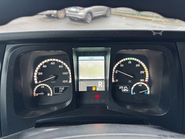 Beverage truck MERCEDES-BENZ ANTOS 2535 / 2 x AHK / LBW / LENKACHSE / 20 PAL