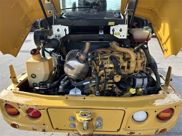 Loader CAT 906 (9145)