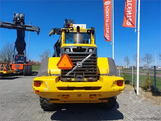 Construction equipment Volvo L110F