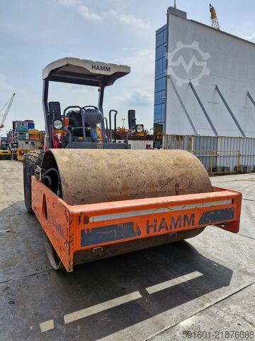 Single drum roller Hamm 311P