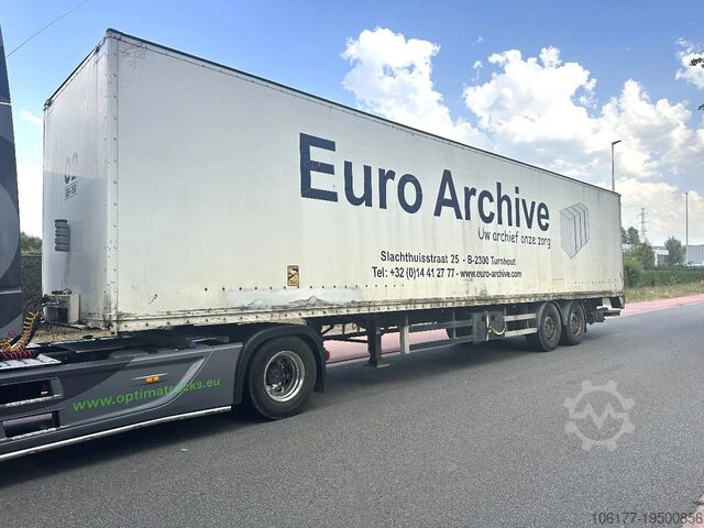 Suitcase Renders S/00078 met laadklep