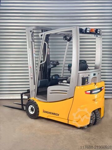 Electric 3-wheeler Jungheinrich EFG 220 - Service Neu - Batterie 90% + Garantie