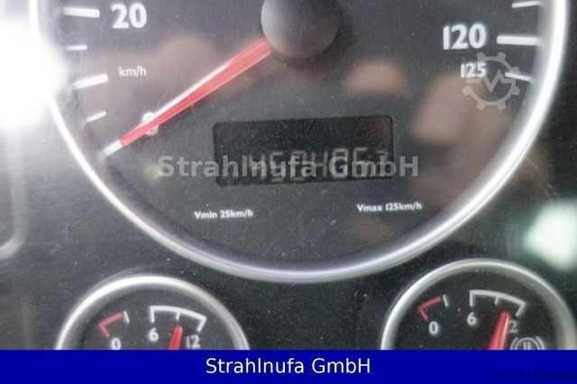 Skip truck MAN TGA 26.390 6x2/4