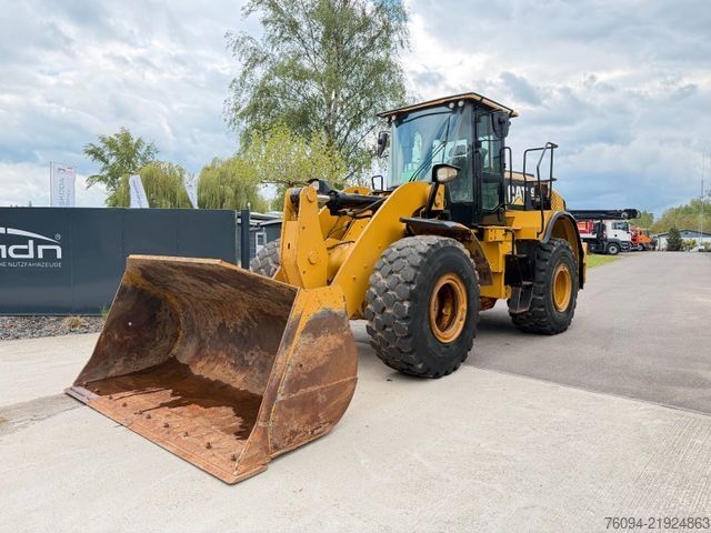 Wheel loader CATERPILLAR 950M