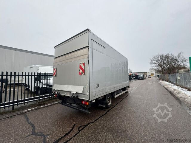 Transporter mit Koffer FUSO Canter 7C18 Koffer mit Ladebordwand *Klima*