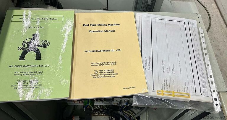 Universalfräsmaschine Ho Chun UH-1250A