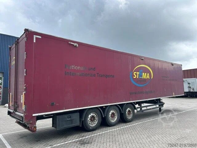 Schubboden Schwarzmüller SPA3/E - 90m3 Liftachse Seitentüren