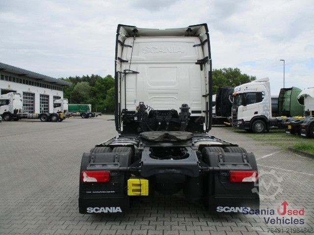 Standard tractor unit Scania R 460 A4x2NA