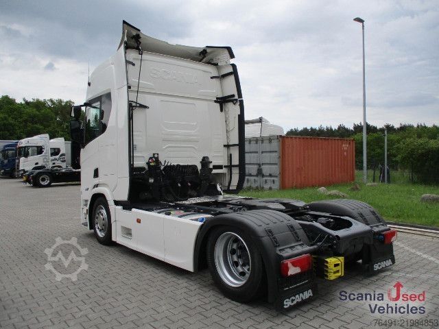 Volume tractor unit Scania R 460 A4x2EB Lowdeck
