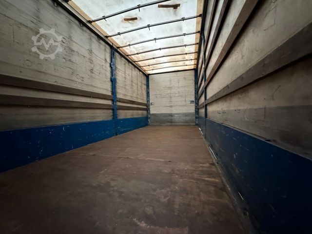 Curtain sider van MAN TGL 8.240 /4x2 BL Pritsche Schiebepl.