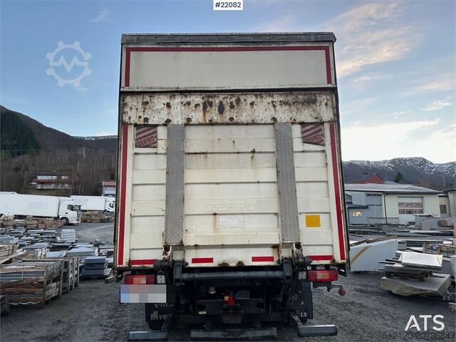 Koffer Volvo FH16 700 Tandem Box Truck with Lift and Onspot