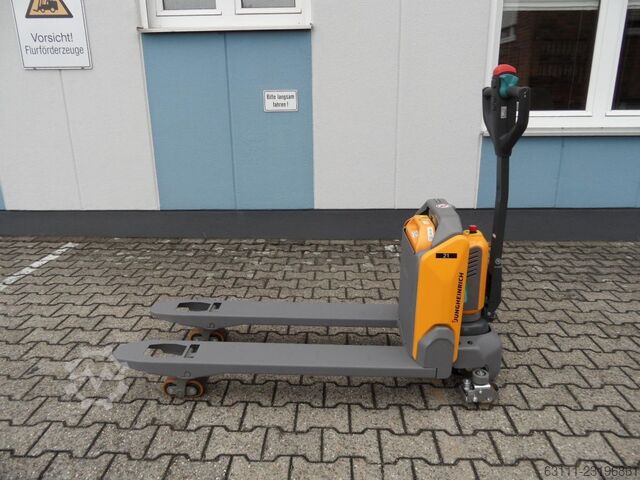 Electric Pallet Truck Jungheinrich AME 15 - BJ 2025 - 35 Stunden - neuwertig