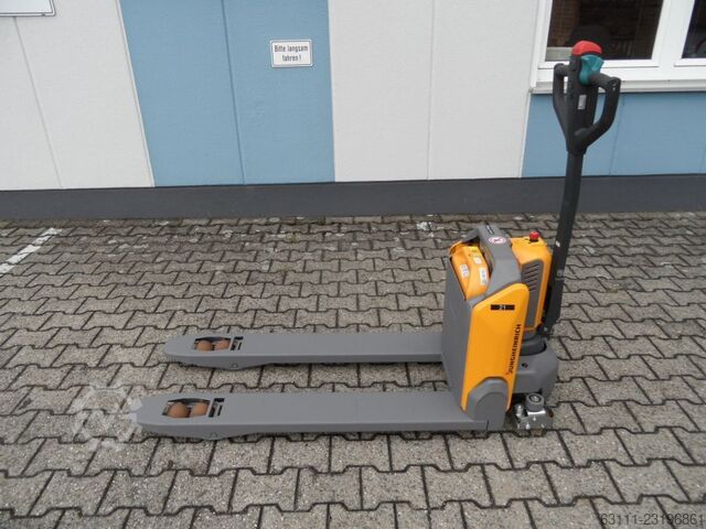 Electric Pallet Truck Jungheinrich AME 15 - BJ 2025 - 35 Stunden - neuwertig