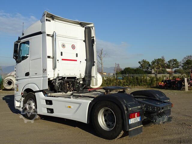 Standardtraktor Mercedes-Benz ACTROS 1845