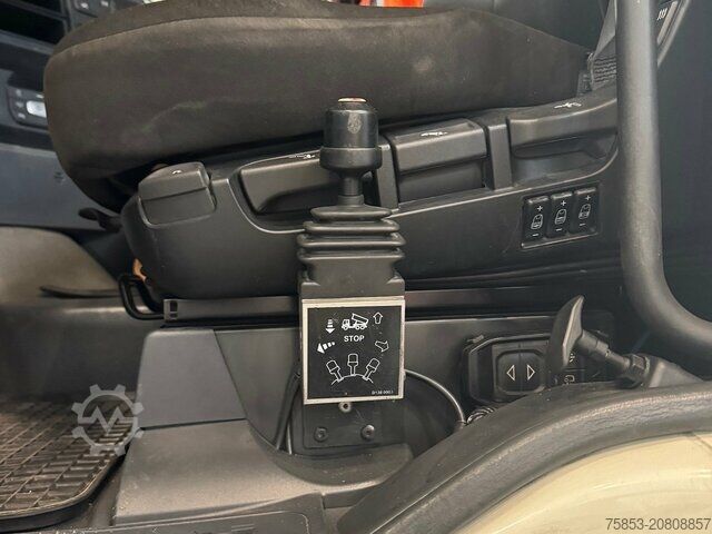 Sattelzugmaschine DAF XF480FT mit Kipphydraulikanlage