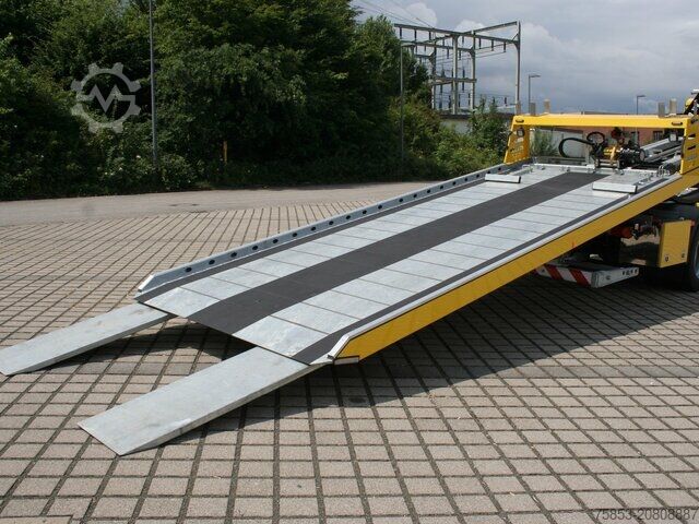 Abschleppwagen MAN TGM 18290 Bergefahrzeug mit HIAB Ladekran