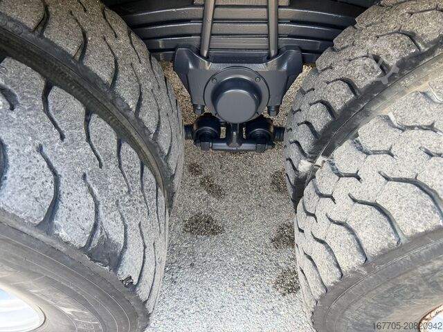 Betonmischer LKW Astra HD9 84.48