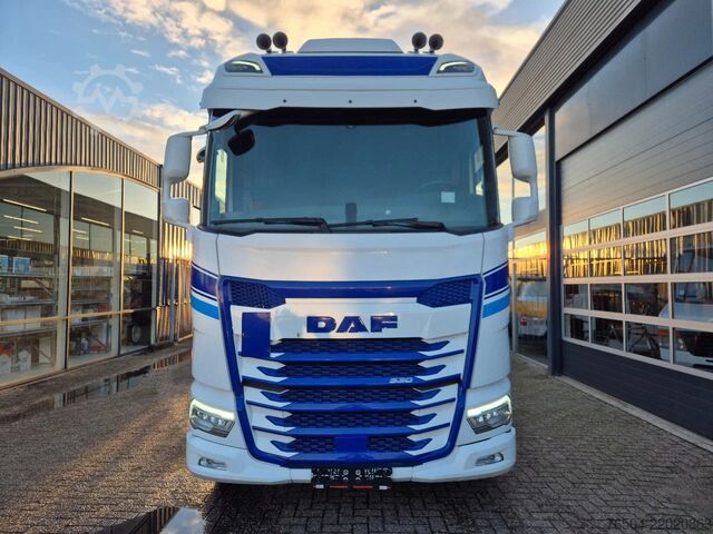 Standard tractor DAF XG 530/ 2022/ Retarder/ LED/ Park Airco/ Navi/ ...