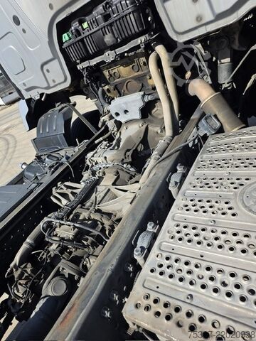 Truck chassis Mercedes-Benz ANTOS 3543
