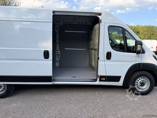 Hochdach-Kastenwagen mit langem Radstand Peugeot Boxer 35 L4H2 140 KlimaKameraTempo Navi