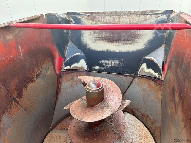 Trioliet Vertifeed VF 1-1200 Trioliet Vertifeed VF 1-1200