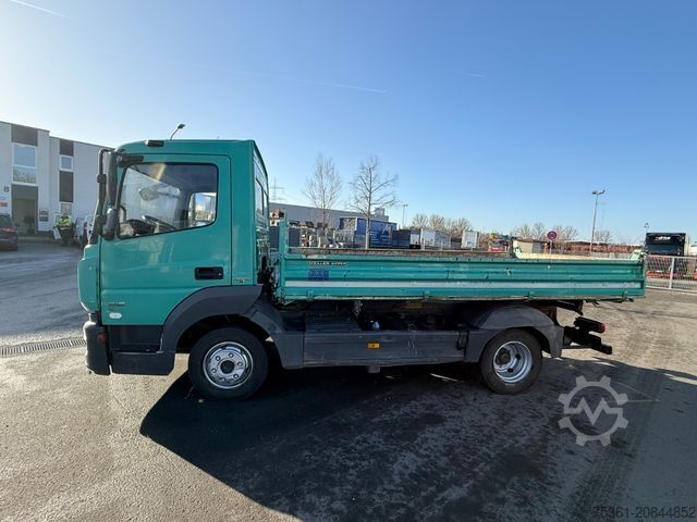 Dreiseitenkipper MERCEDES-BENZ Atego 818 Kipper AHK Anhängerhydraulik
