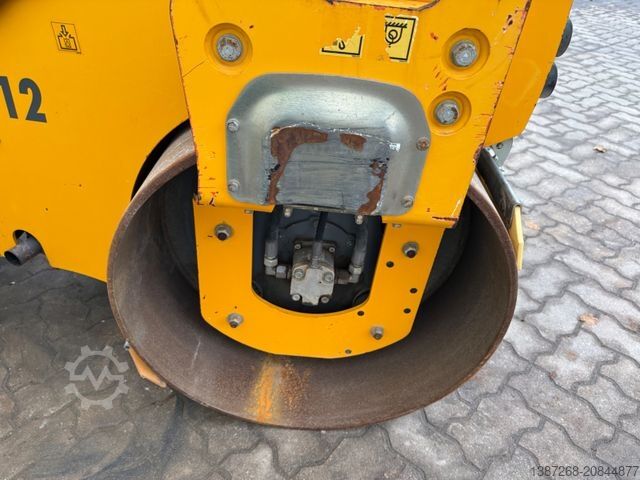 Walzenzug HAMM HD12VV / 2012 BJ / 1.369 H / 2.695 KG