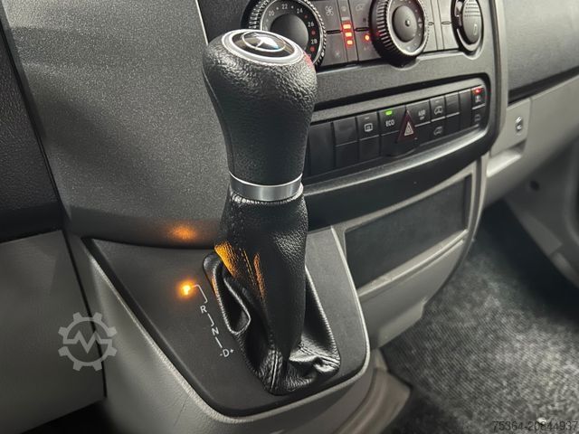 Kleinbus MERCEDES-BENZ Sprinter 213 BlueTEC 9 sitze Klima iebetür