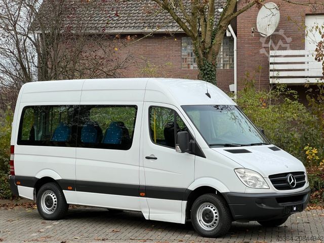 Kleinbus MERCEDES-BENZ Sprinter 311 Cdi Automatik L2H2 VDL 9Sitze Lift