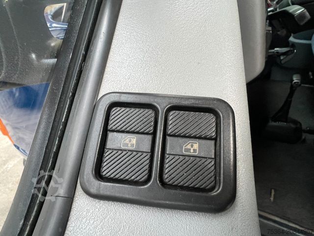 Wohnwagen/Wohnmobil VOLKSWAGEN T4 Multivan 2.4 Diesel Wohnmobil GetriebeSchaden