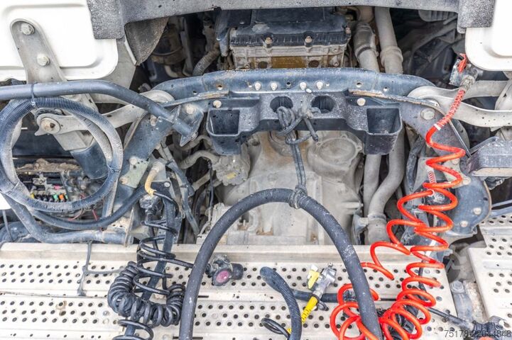 Standard tractor MERCEDES ACTROS 1845 LS+VOITH+HYDR