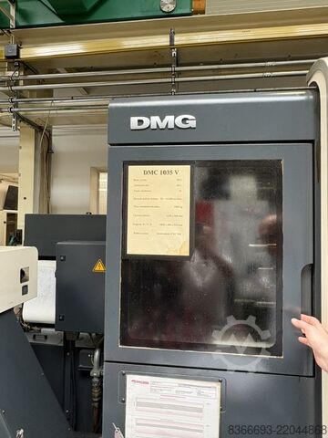 Vertical machining center DMG DMC 1035V