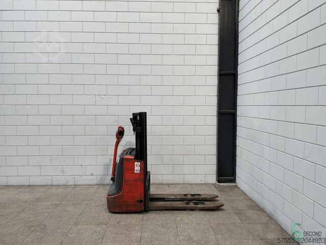 Stacker Linde L10