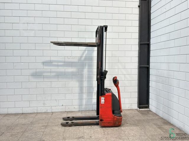 Stacker Linde L10