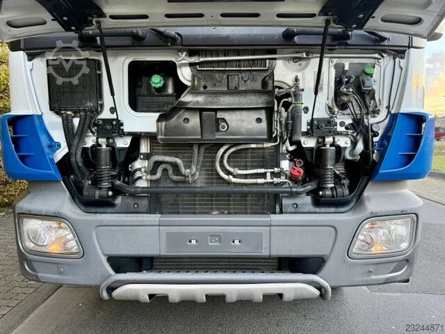 Mercedes-Benz Actros 4144 /8x4/Retarder/Muldenkipper/Eu5/273tkm Mercedes-Benz Actros 4144 /8x4/Retarder/Muldenkipper/Eu5/273tkm